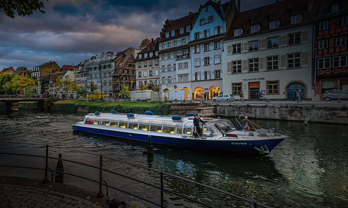 Bateau évènementiel, le Doubs dans Strasbourg Bateau évènementiel