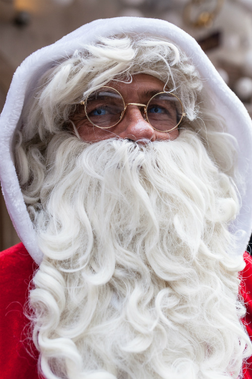 Père-Noël attend les enfants à Strasbourg Père-Noël attend les enfants à Strasbourg