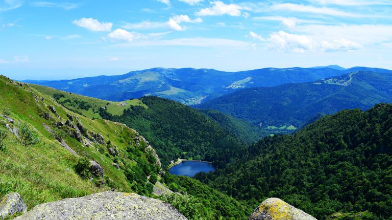 Lac dans les Vosges Lac dans les Vosges