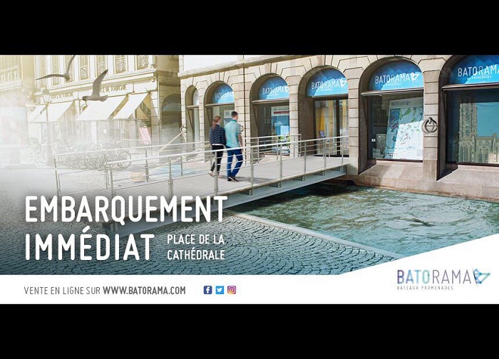 Boutique Batorama, Place de la Cathédrale à Strasbourg