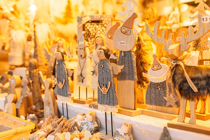 L’artisanat au cœur du marché de Noël L’artisanat au cœur du marché de Noël