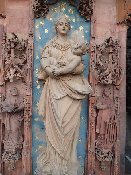 Statue de la Vierge à l'enfant - Photo : F.OND Statue de la Vierge à l'enfant - Photo : F.OND