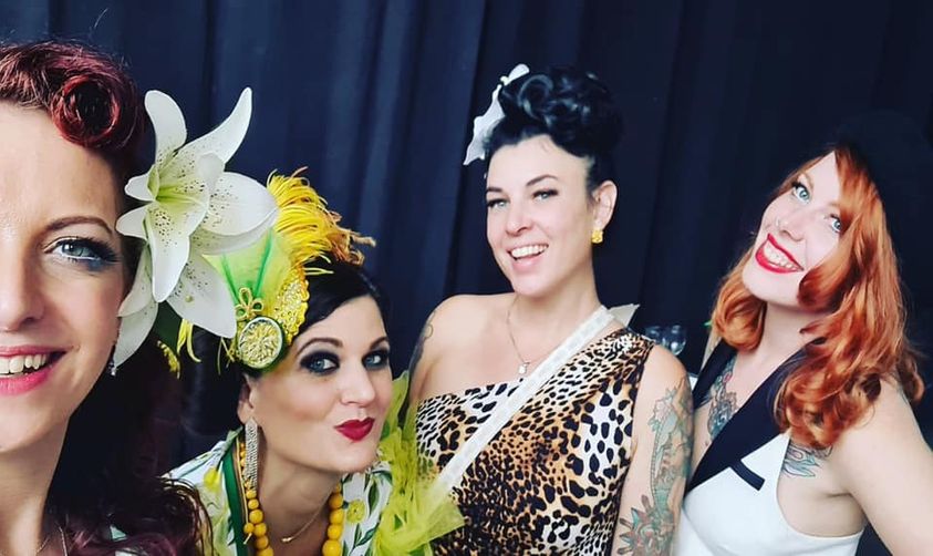 Les pin-up d'Alsace au Elsass Vintage Festival - © Pin-up d'Alsace Les pin-up d'Alsace au Elsass Vintage Festival