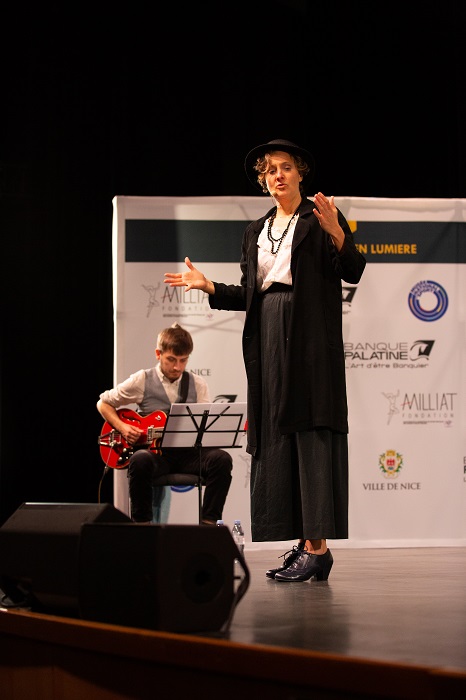 Karen Chataigner dans le rôle de Alice Millat