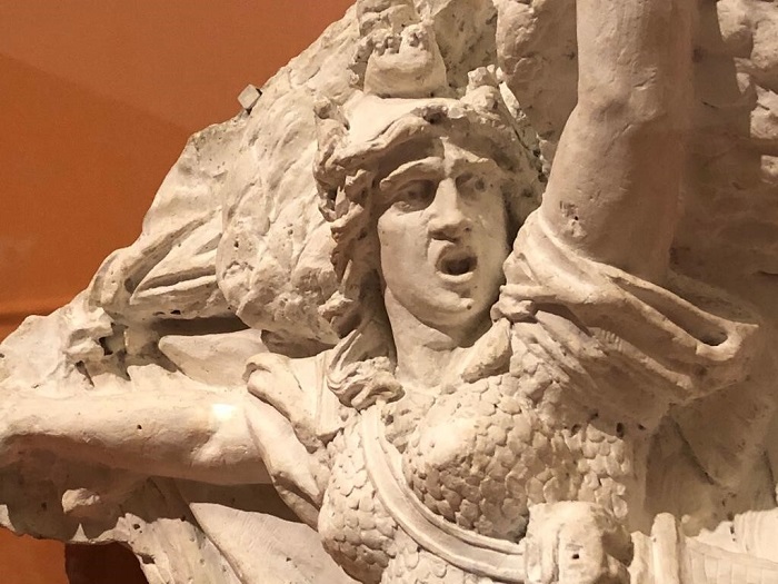 Plâtre de François Rude pour incarner Le génie de la patrie, destiné à l'Arc de triomphe - © Lucie Michel Plâtre de François Rude