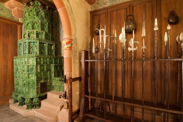 Salle d'armes © Klaus Stöber Haut-Koenigsbourg armurerie