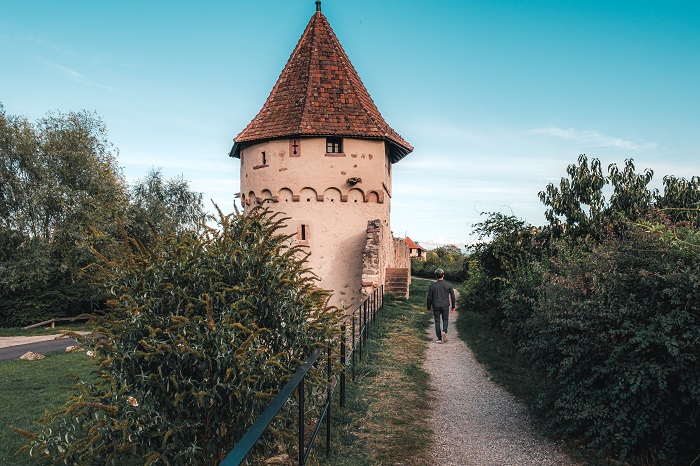 Bergheim et son formidable tour des remparts © Lez Broz - Visit Alsace Bergheim et son formidable tour des remparts