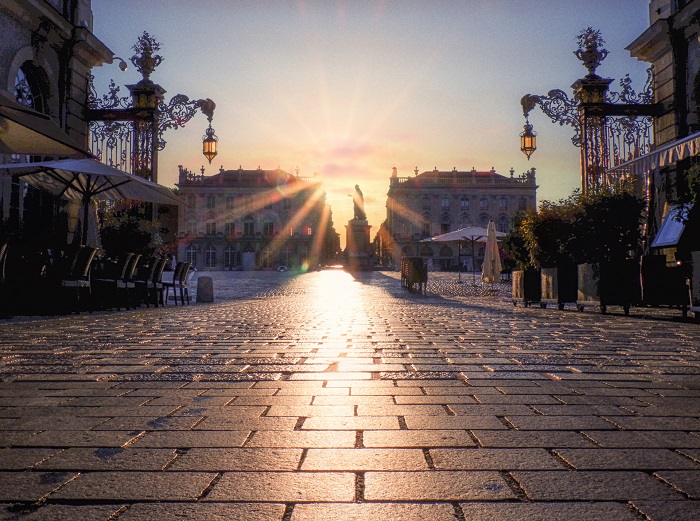 Levé de soleil Place Stanislas à Nancy © Studio Lilibellule Nancy Place Stanislas