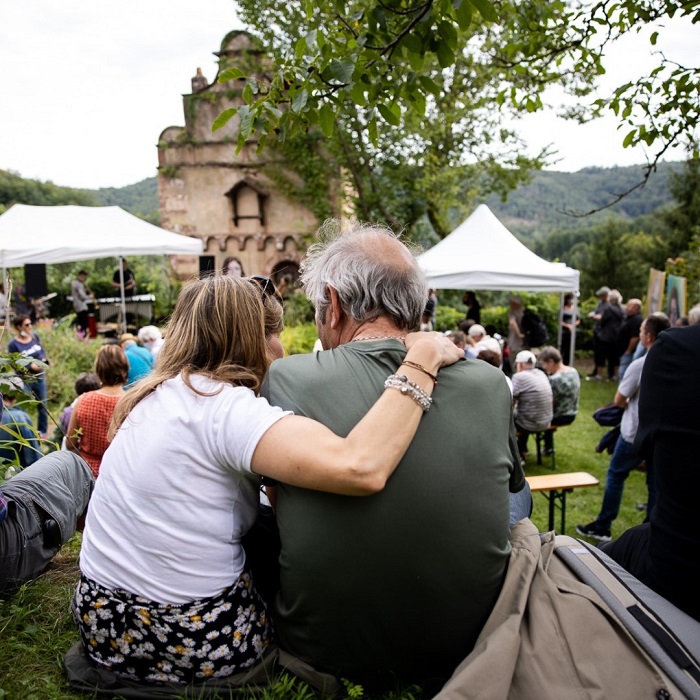 L’occasion de vivre des moments conviviaux et privilégiés autour du jazz, dans le cadre exceptionnel du pays de Hanau © Emilie Fux L’occasion de vivre des moments conviviaux et privilégiés autour du jazz, dans le cadre exceptionnel du pays de Hanau © Emilie Fux