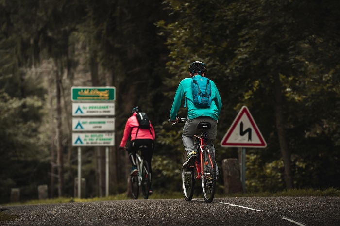 Que ce soit à vélo, en VTC ou à vélo à assistance électrique, chacun y trouve son compte dans une ambiance conviviale et intergénérationnelle. © Studiocenturion.fr - ADT Que ce soit à vélo, en VTC ou à vélo à assistance électrique, chacun y trouve son compte dans une ambiance conviviale et intergénérationnelle. © Studiocenturion.fr - ADT