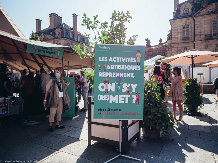 Stras’Culture, c’est ce samedi 3 septembre 2022 place du château de 10h à 19h. © Valentine Zeler – Eurométropole Strasbourg Stras’Culture, c’est ce samedi 3 septembre 2022 place du château de 10h à 19h. © Valentine Zeler – Eurométropole Strasbourg
