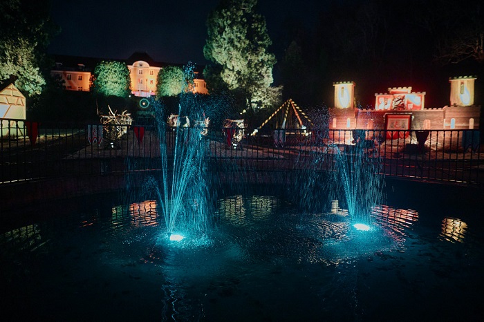 Ambiance féérique dans les Jardins du Parc de Wesserling ©Steeve Josch Batorama - Noël au Jardin Wesserling 2022