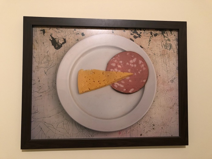 Accrochage absurde MAMCS Jambon et fromage
