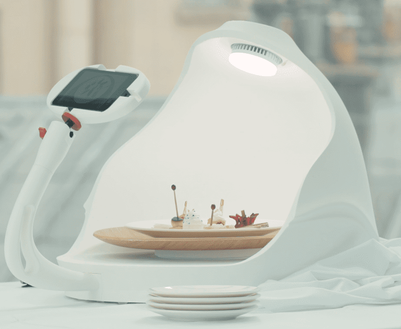 Avec sa plateforme tournante, son éclairage et son logiciel de montage intégré, le Viabot est un outil clé en main. Photo du Viabot