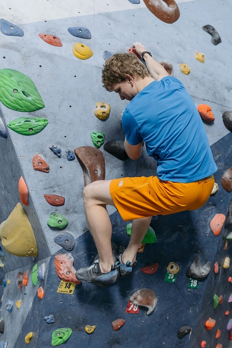 Le sport indoor, activité prisée par temps froid. Les propositions sont multiples, à Strasbourg et dans les environs. @ Pavel-danilyuk / Pexels Escalade Strasbourg