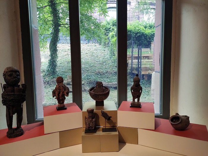 Certains objets rituels gardent leur mystère, communiquant d´autant plus d´émotions. Exposition Vodoun