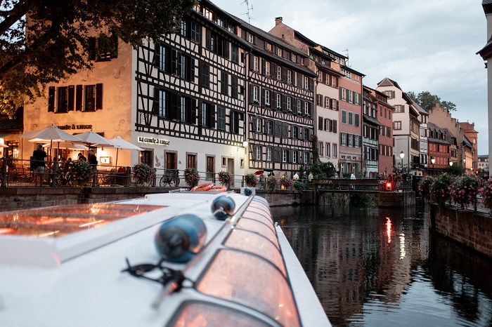 Bateau événementiel - le Doubs