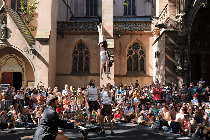 Le Festival des Arts de la Rue © FARSe Archives 2023 Le Festival des Arts de la Rue - FARSe