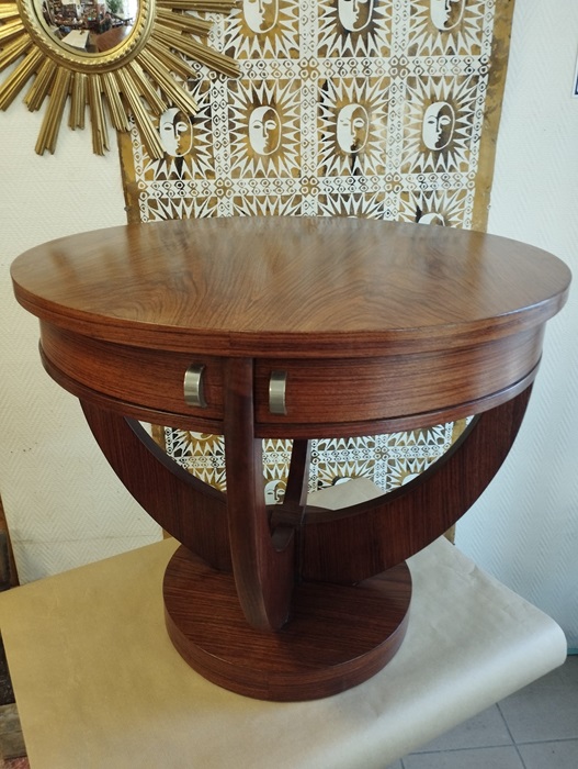 Résultat avant / après d'une restauration de table © Armelle Bouvier - Acajou Armelle Bouvier - Acajou