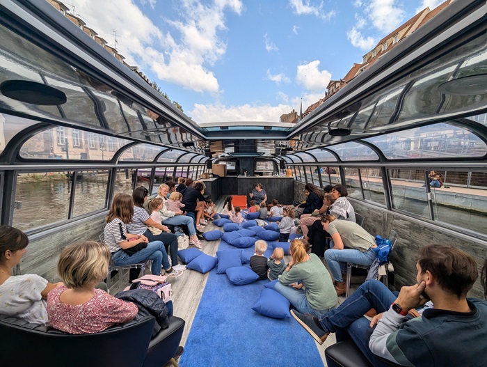 Une croisière en famille à bord du bateau événementiel Batorama © Elise Thiele Croisières kids