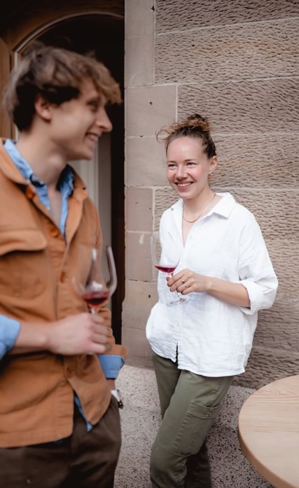 Jeanne & David © Petit Mouton Noir Jeanne et David, les propriétaires du restaurant strasbourgeois De:Ja