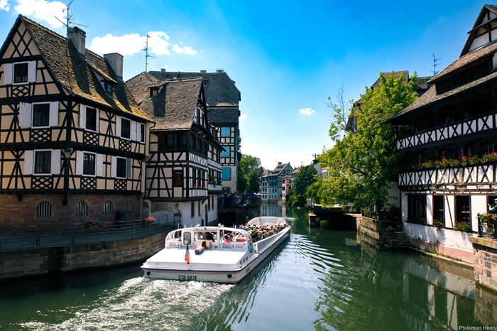 La Petite France, agréable en toutes saisons, permet des balades adaptées aux rythmes de chacun © Philémon Henry