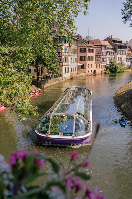 Bateau promenade au centre-ville