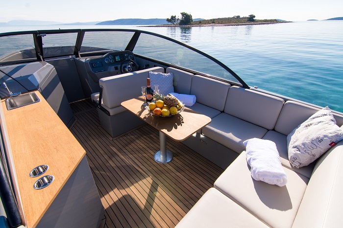 NAO - electric boat